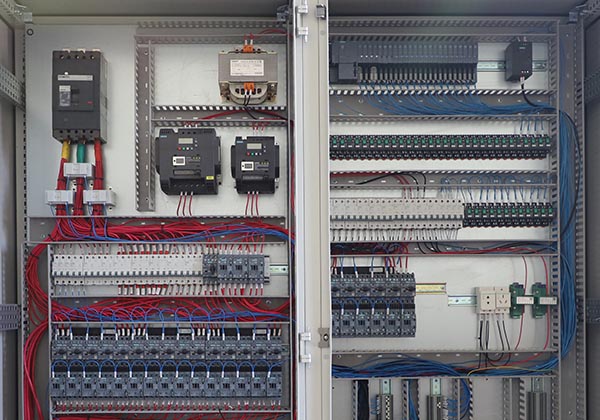 板式蒸发器自控系统